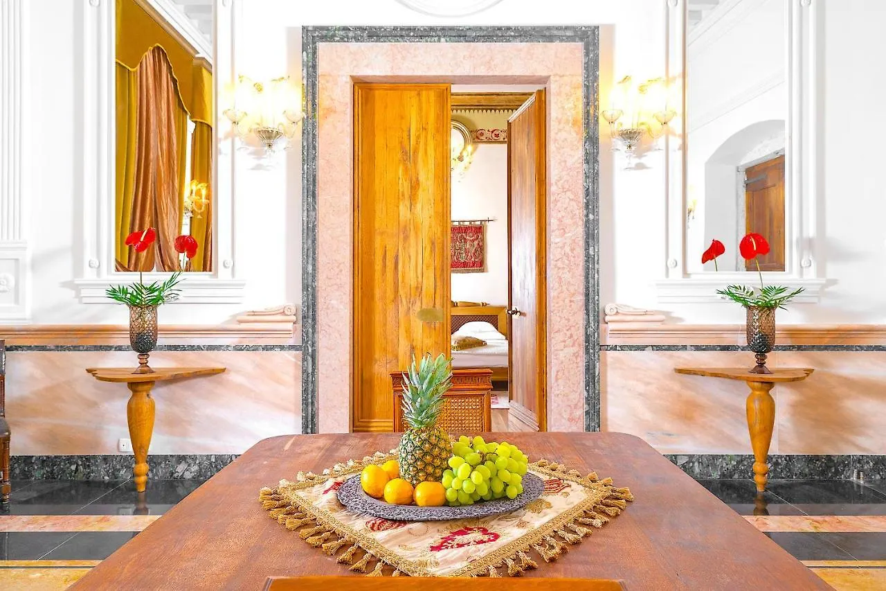 Piano Nobile Dei Palazzo Cindri @ Split Centre Apartment