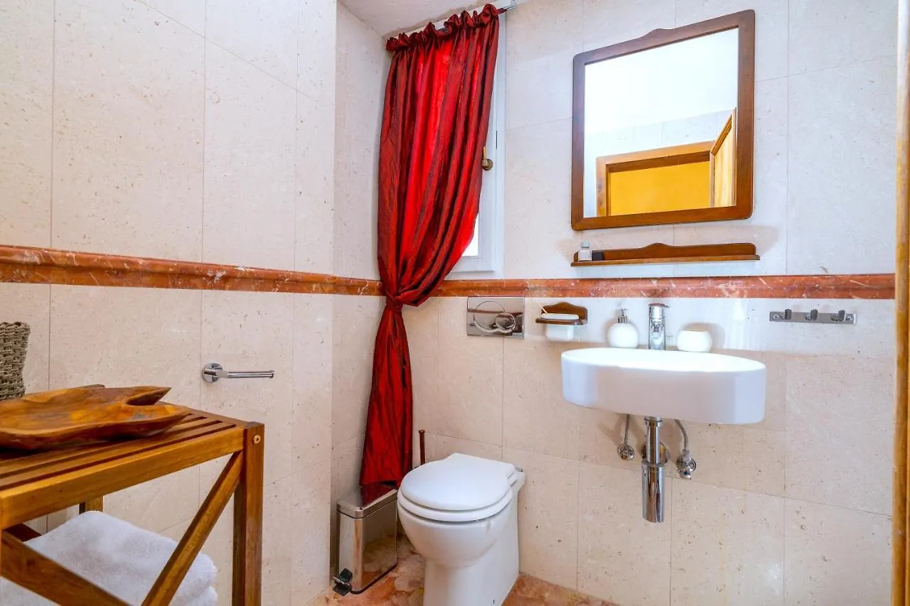 Piano Nobile Dei Palazzo Cindri @ Split Centre Apartment Croatia