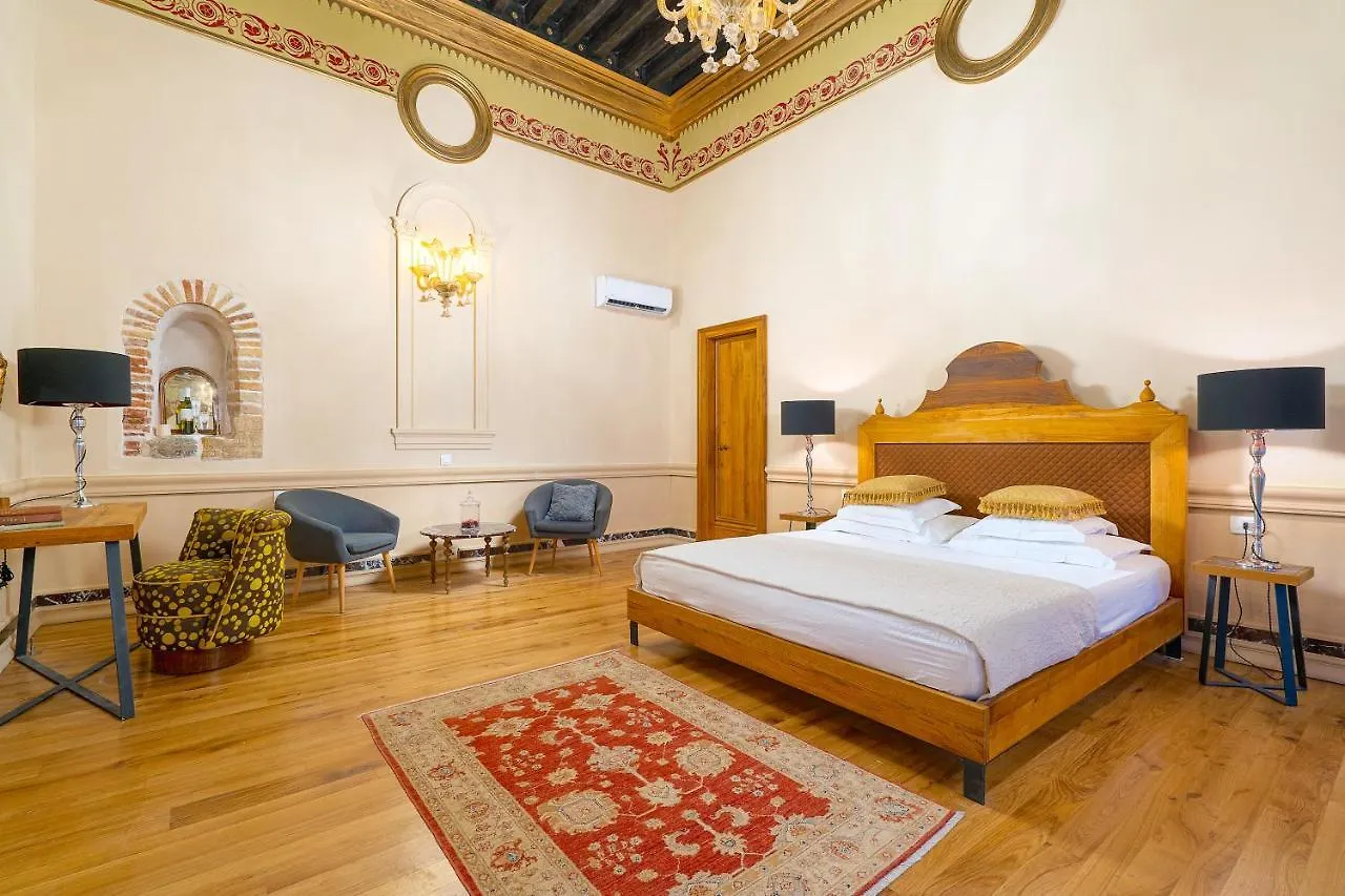 Piano Nobile Dei Palazzo Cindri @ Split Centre Apartment
